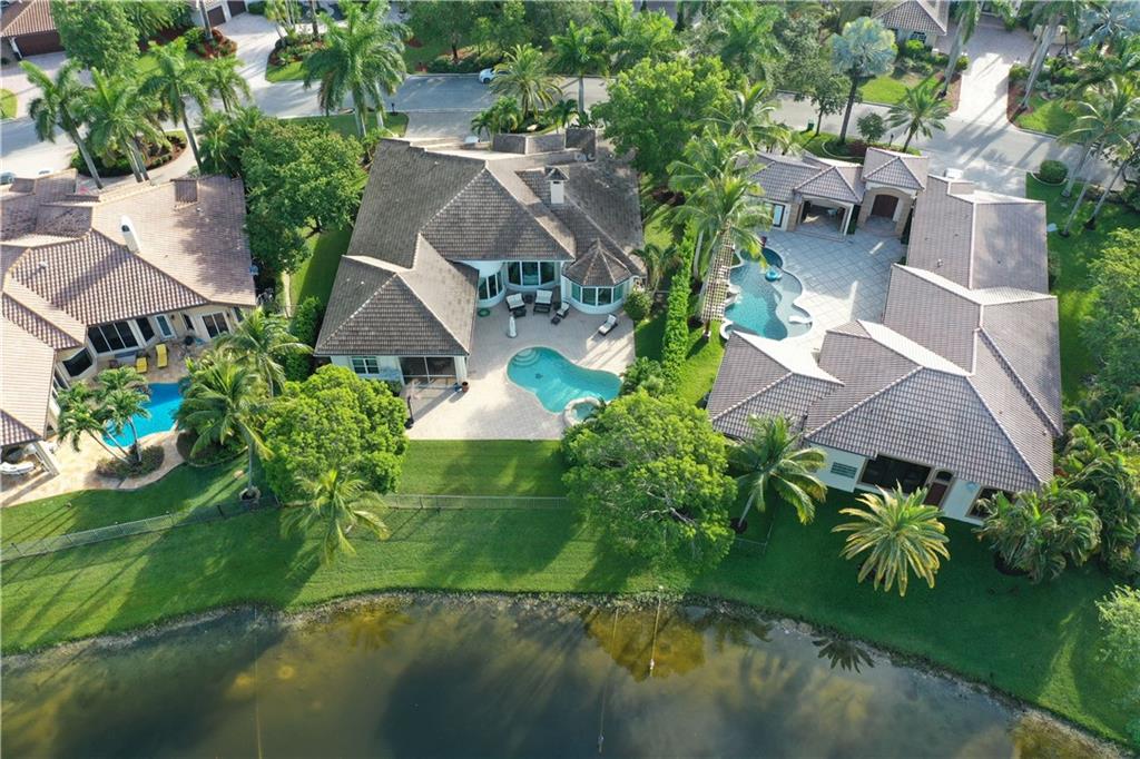 The Falls In Heron Bay - Residential