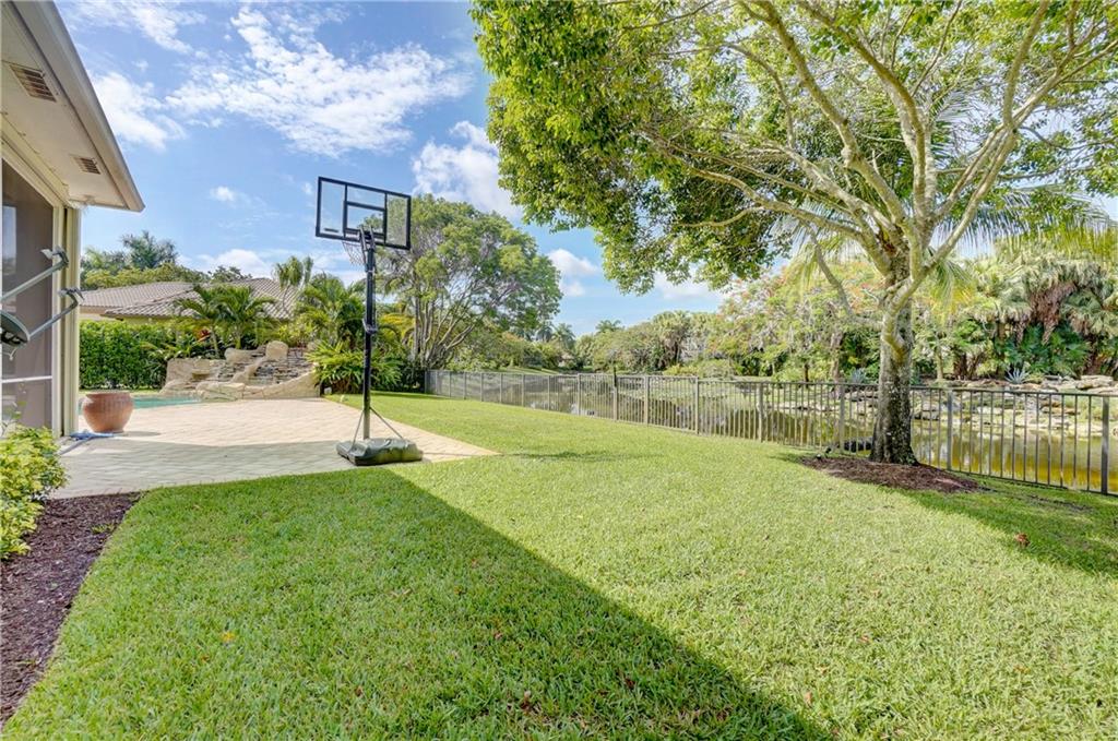 The Falls In Heron Bay - Residential