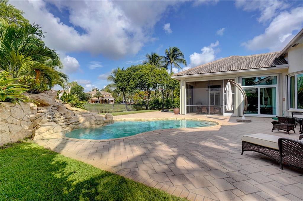 The Falls In Heron Bay - Residential