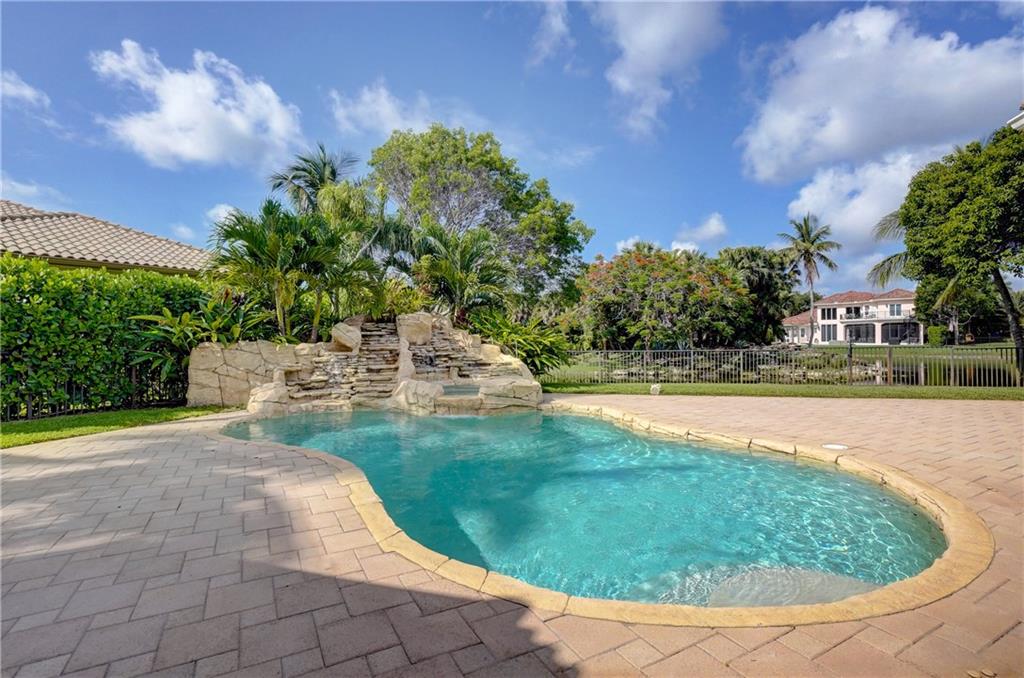 The Falls In Heron Bay - Residential