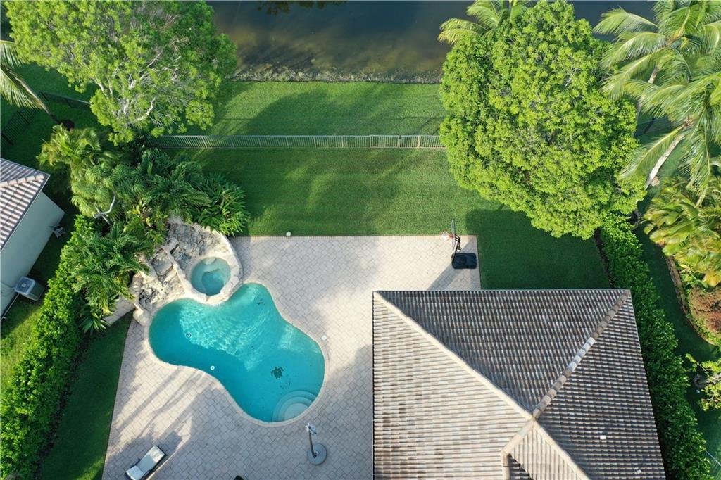The Falls In Heron Bay - Residential