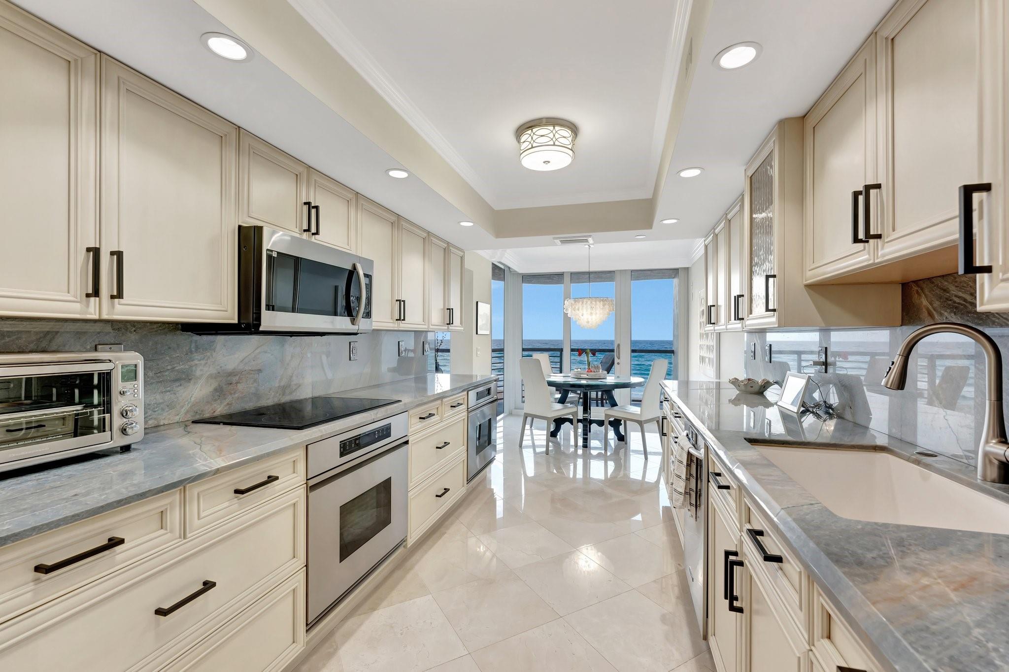 Villa Magna Condo - Residential