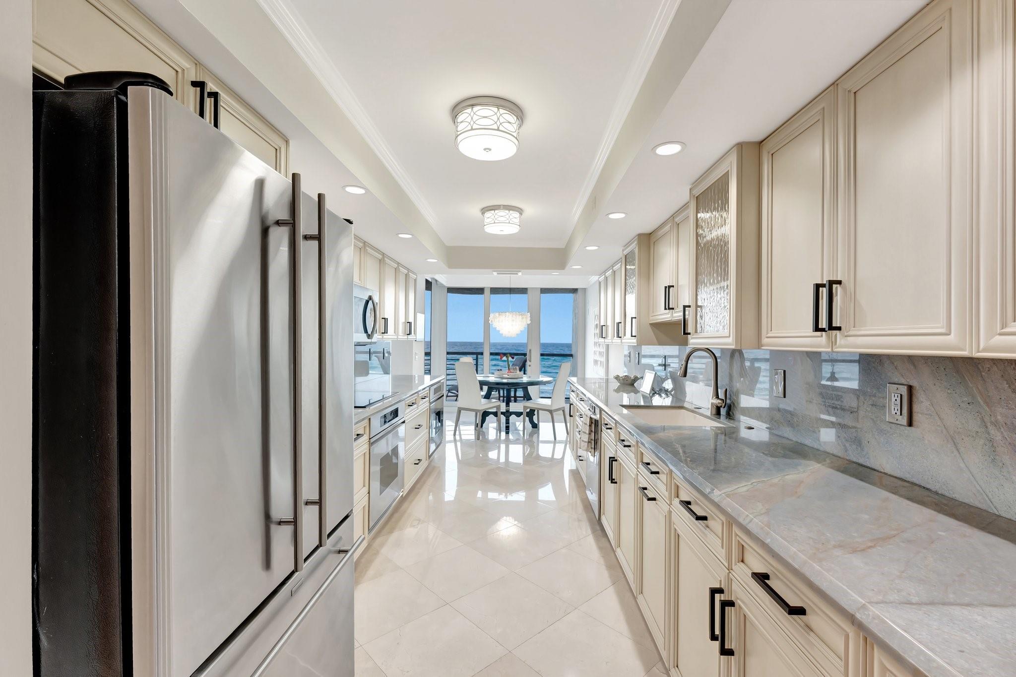 Villa Magna Condo - Residential