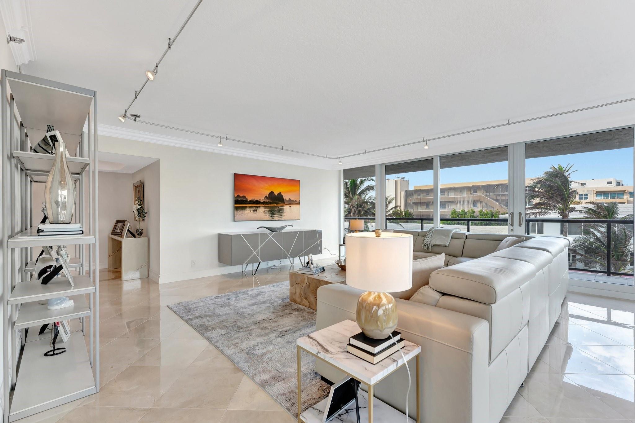 Villa Magna Condo - Residential