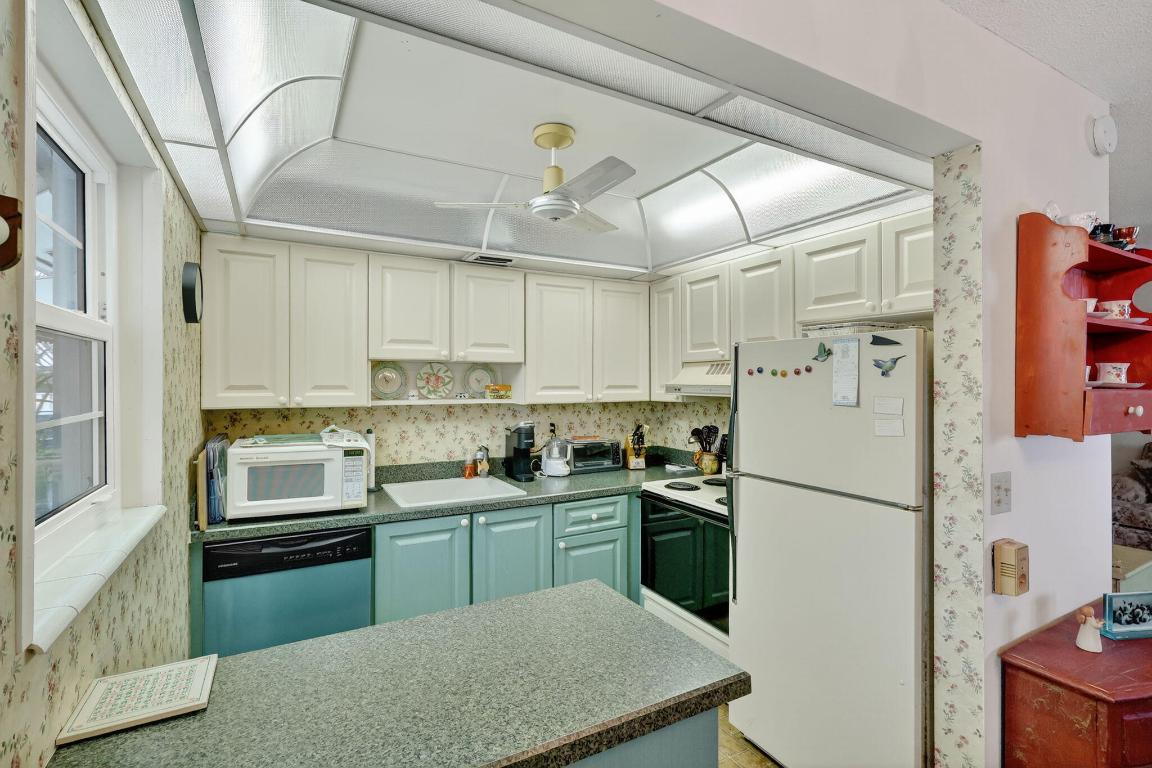 CEDAR POINTE CONDO - Residential