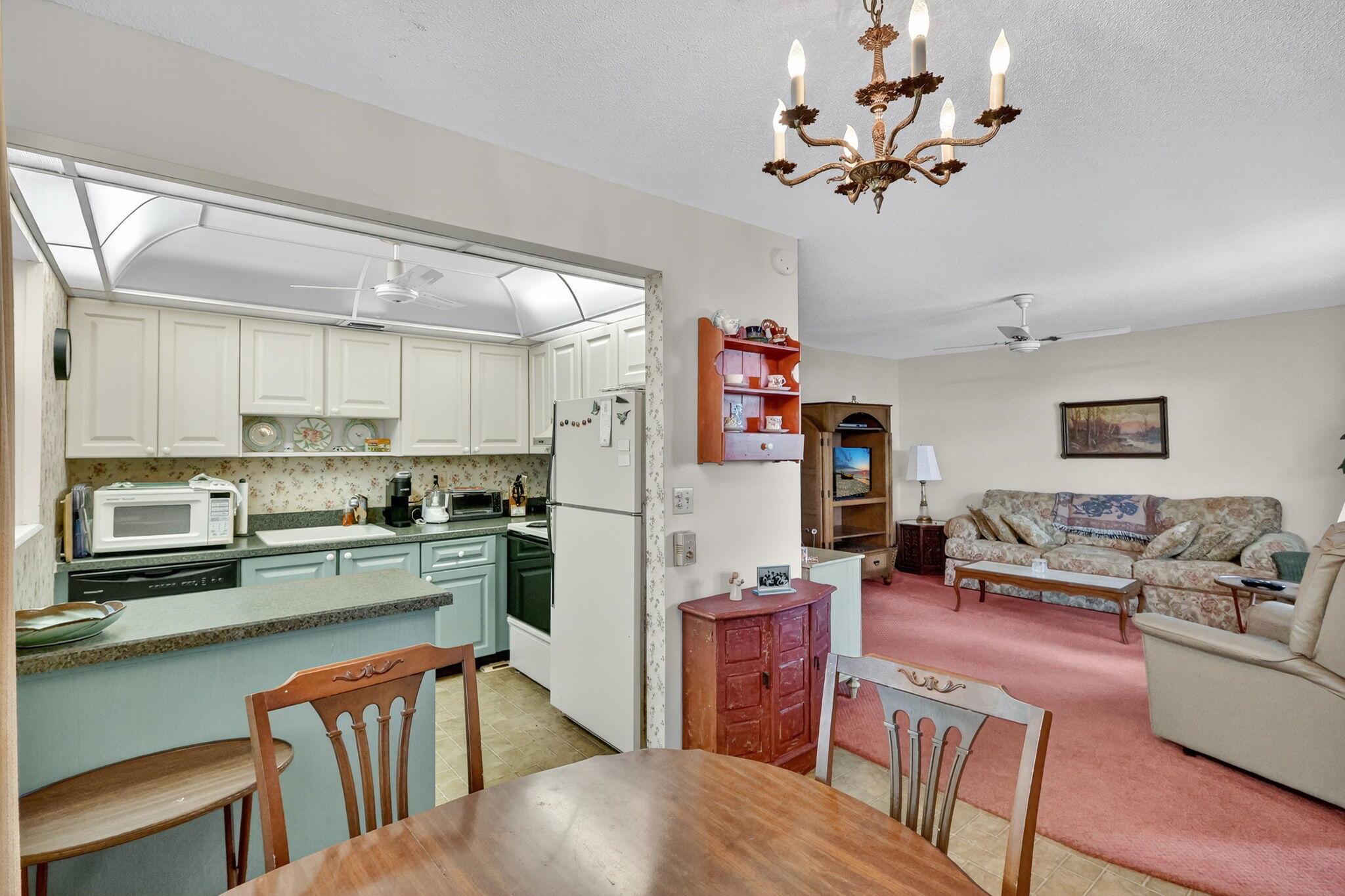 CEDAR POINTE CONDO - Residential