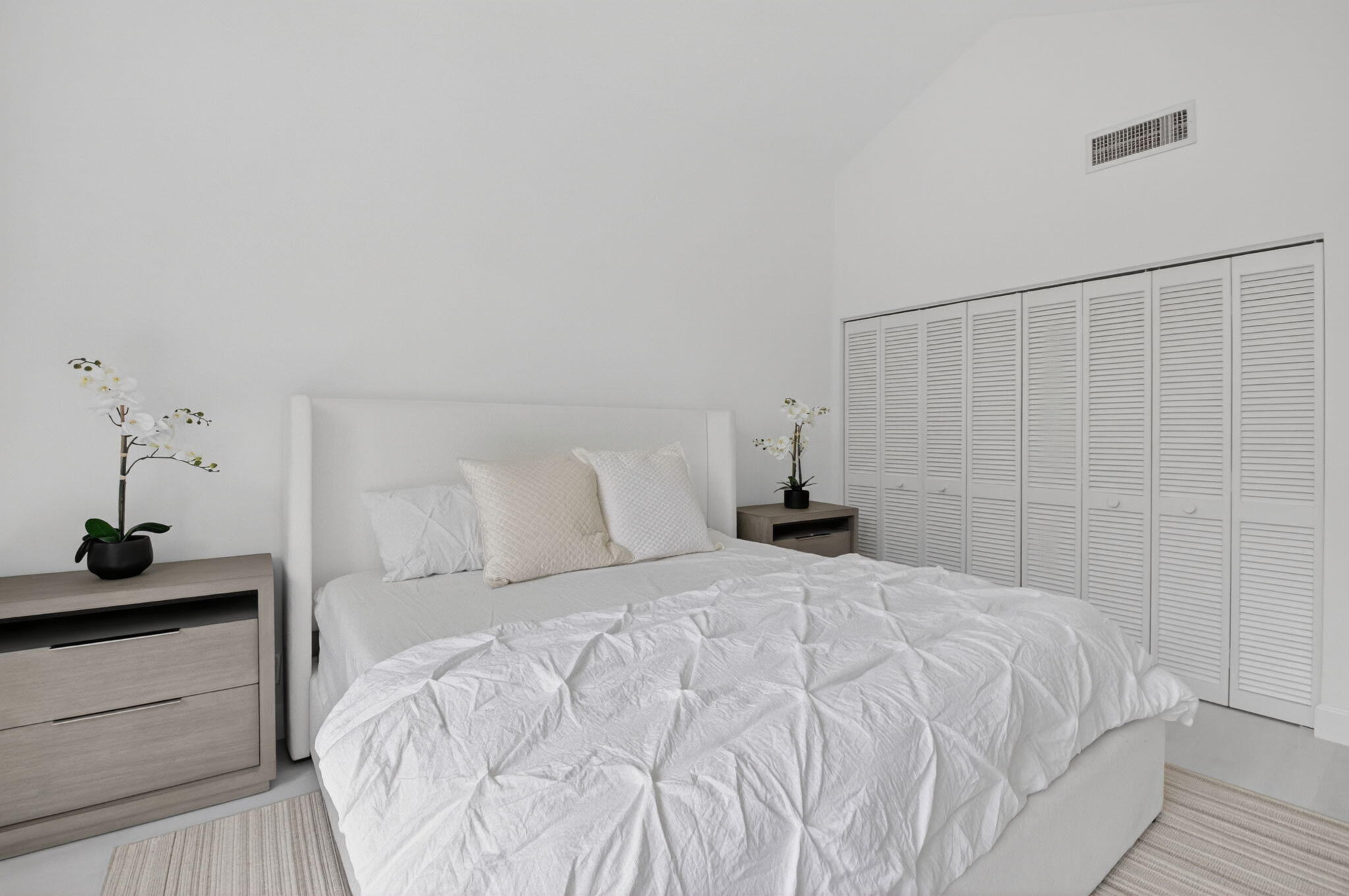 PINE LAKE CONDO - Residential