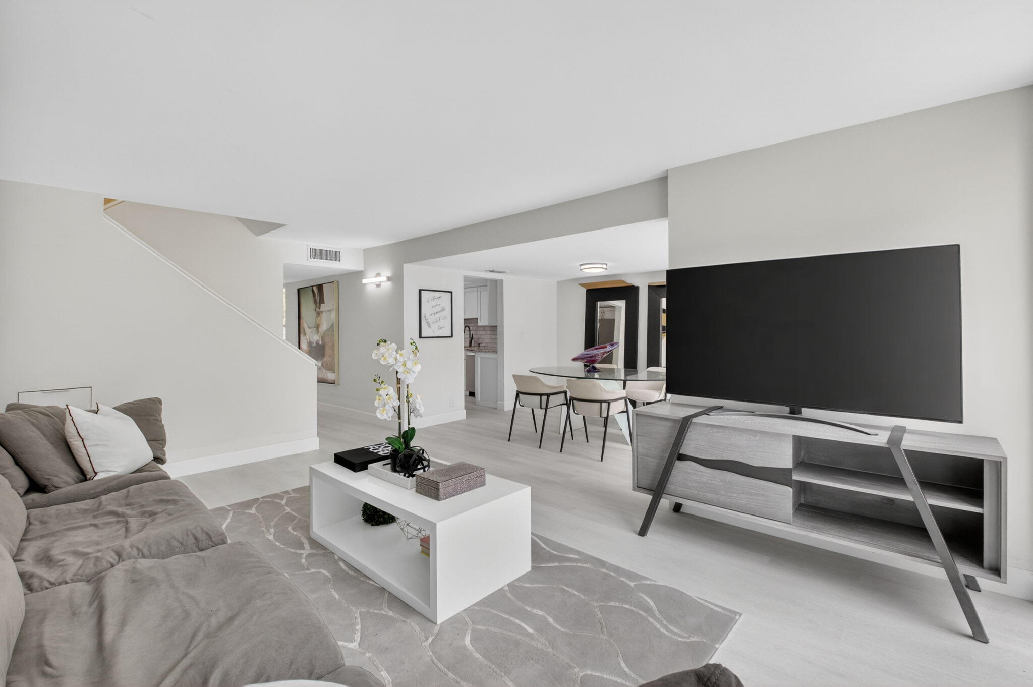 3708 Bridgewood Drive