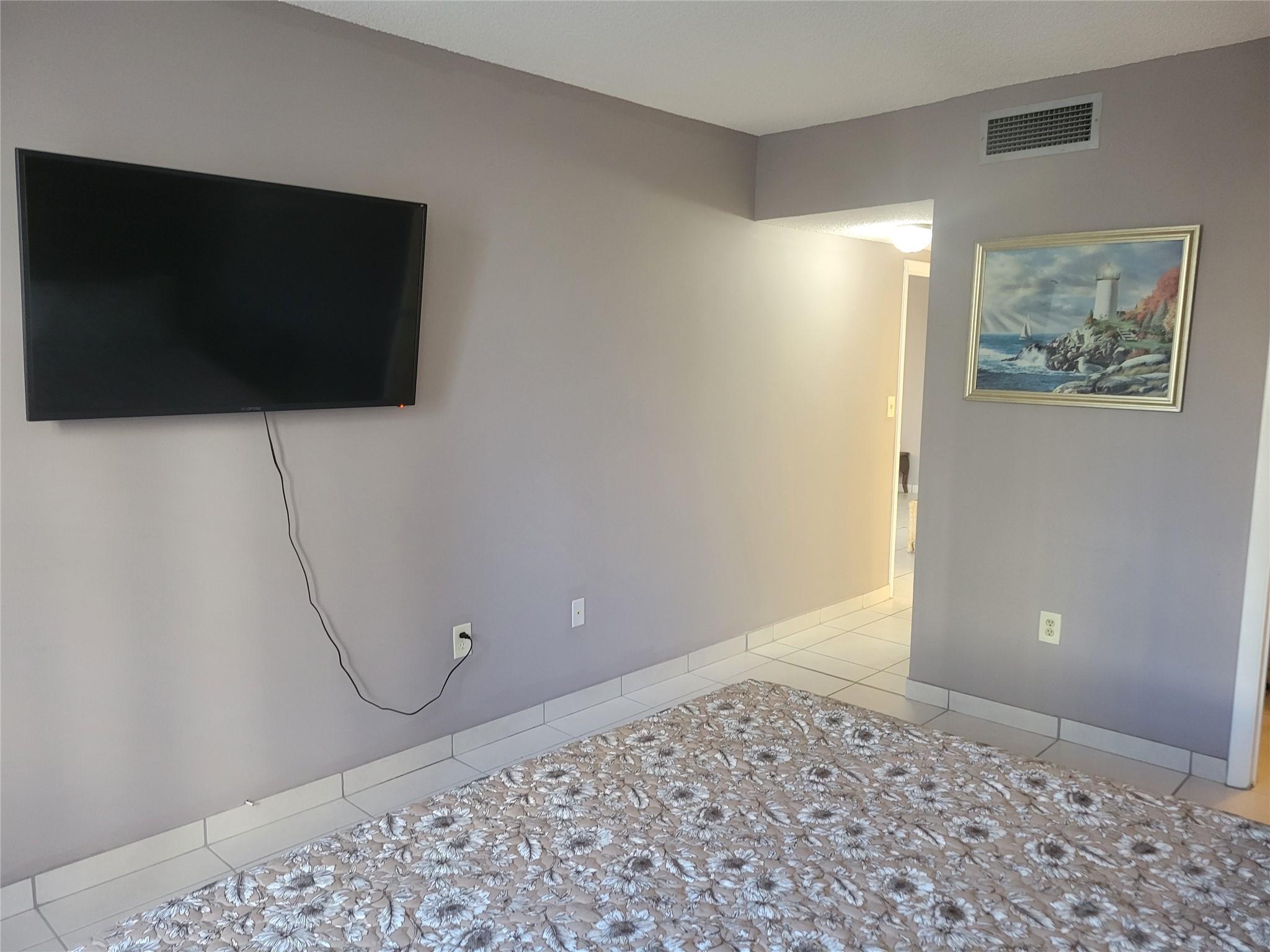 The Hemispheres Condo - Residential Lease
