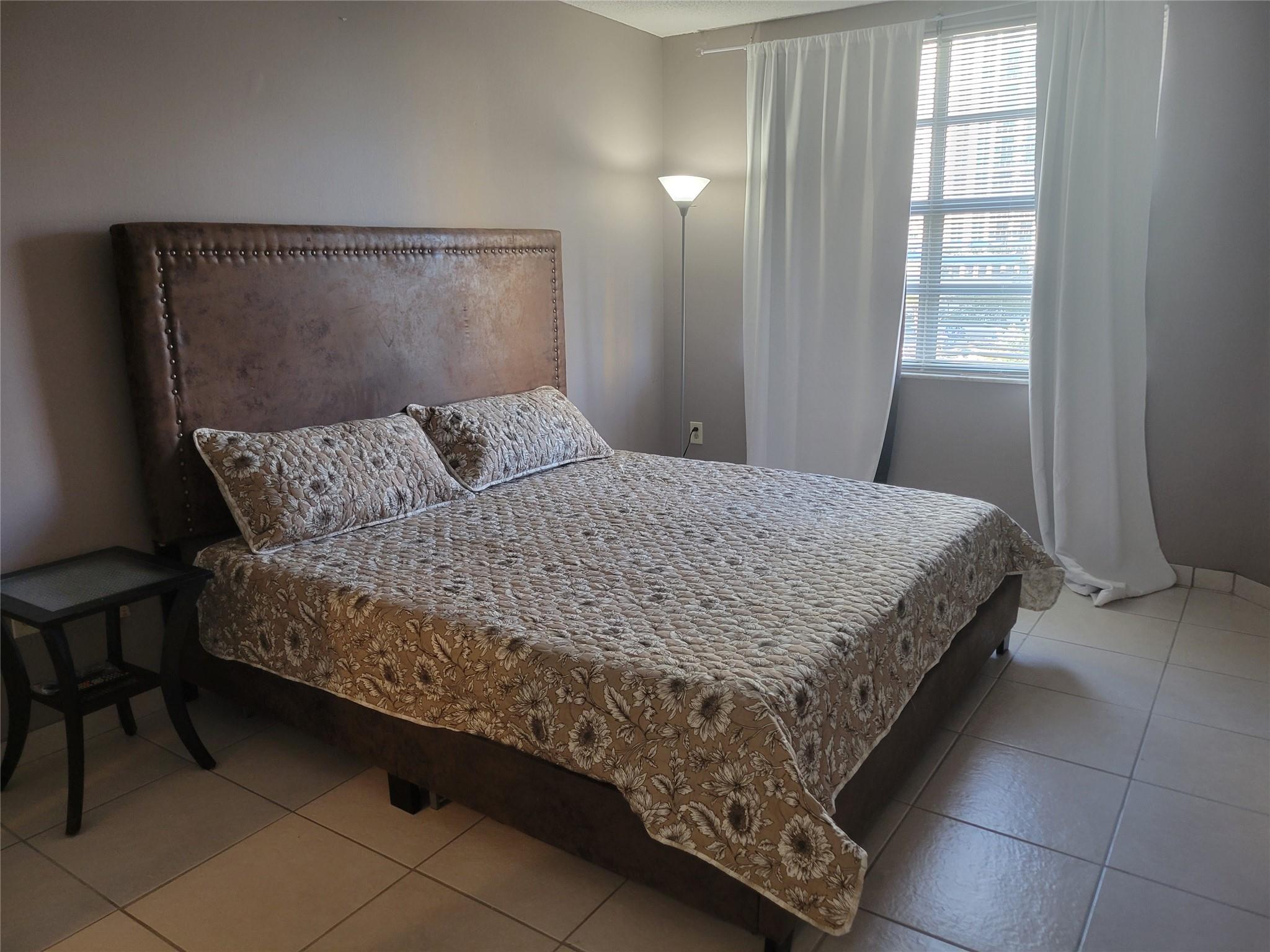 The Hemispheres Condo - Residential Lease