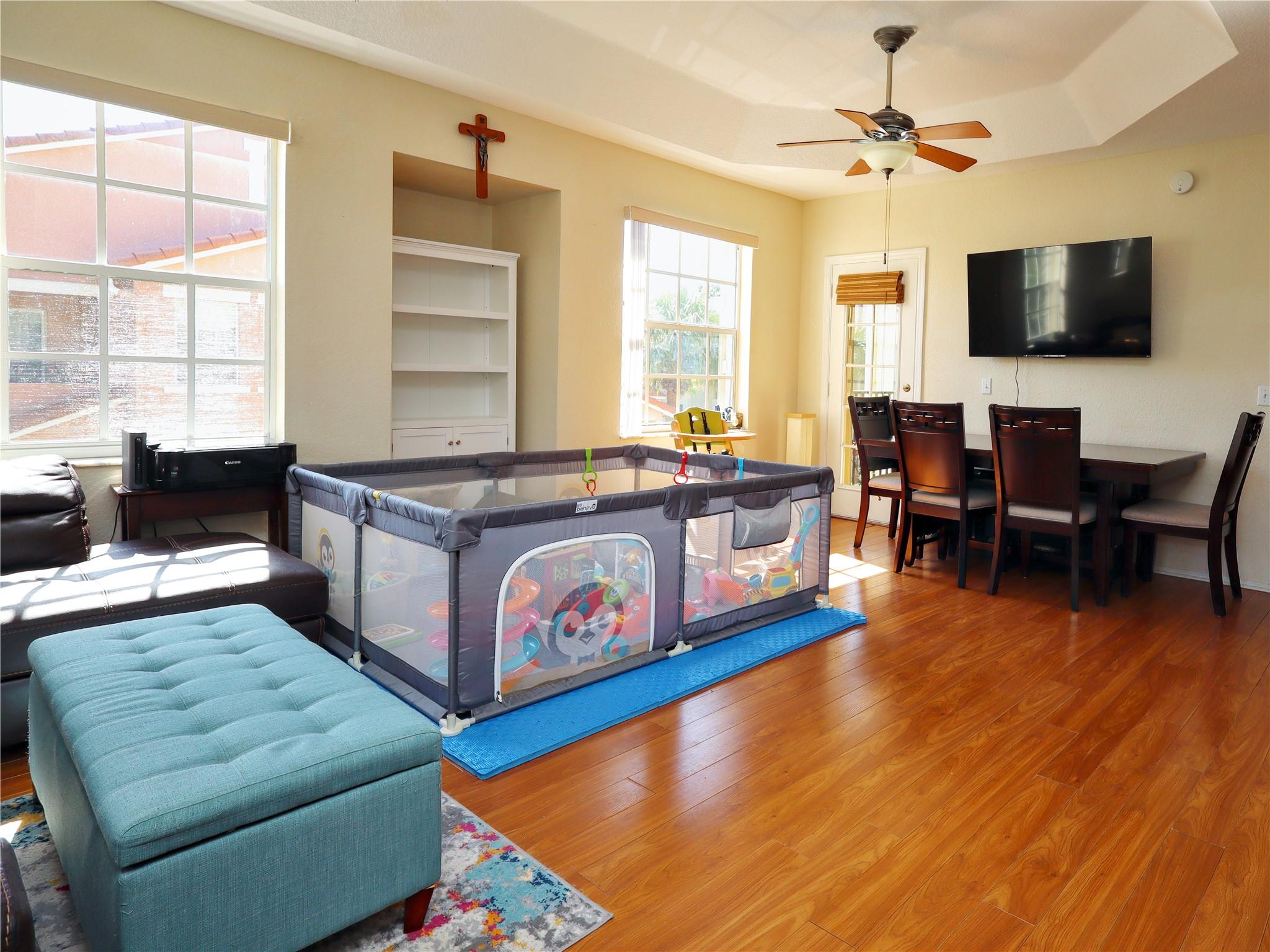 Residences of Belmont - Residential