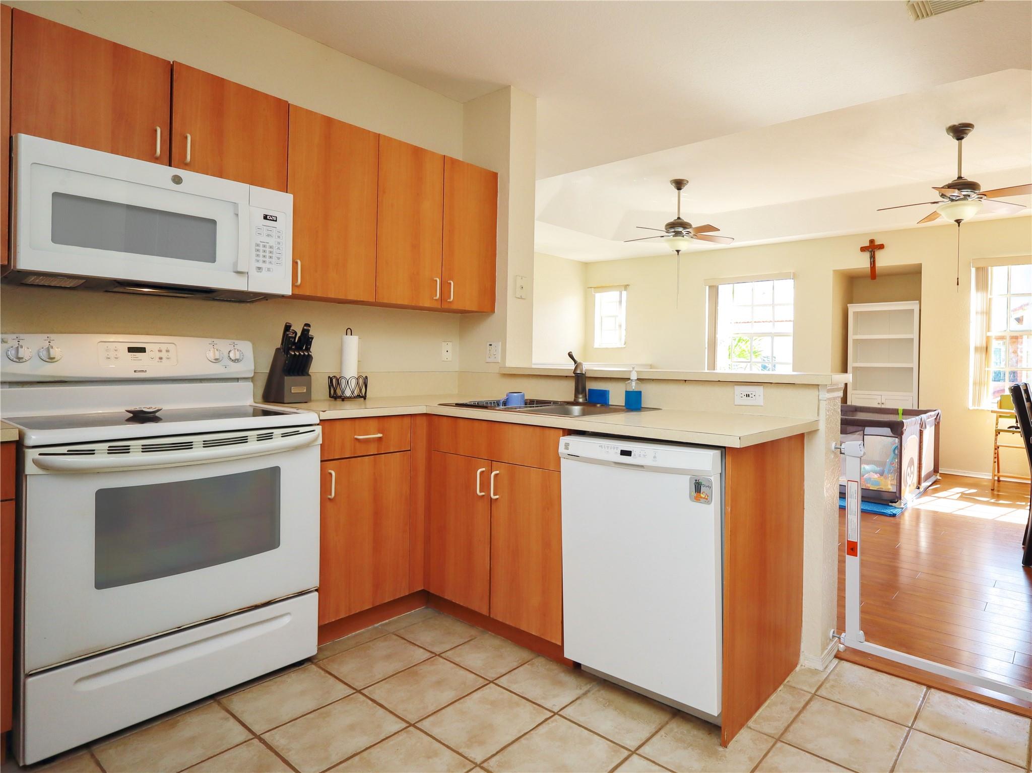 Residences of Belmont - Residential