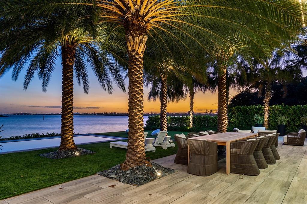 IBIS ISLE - Residential