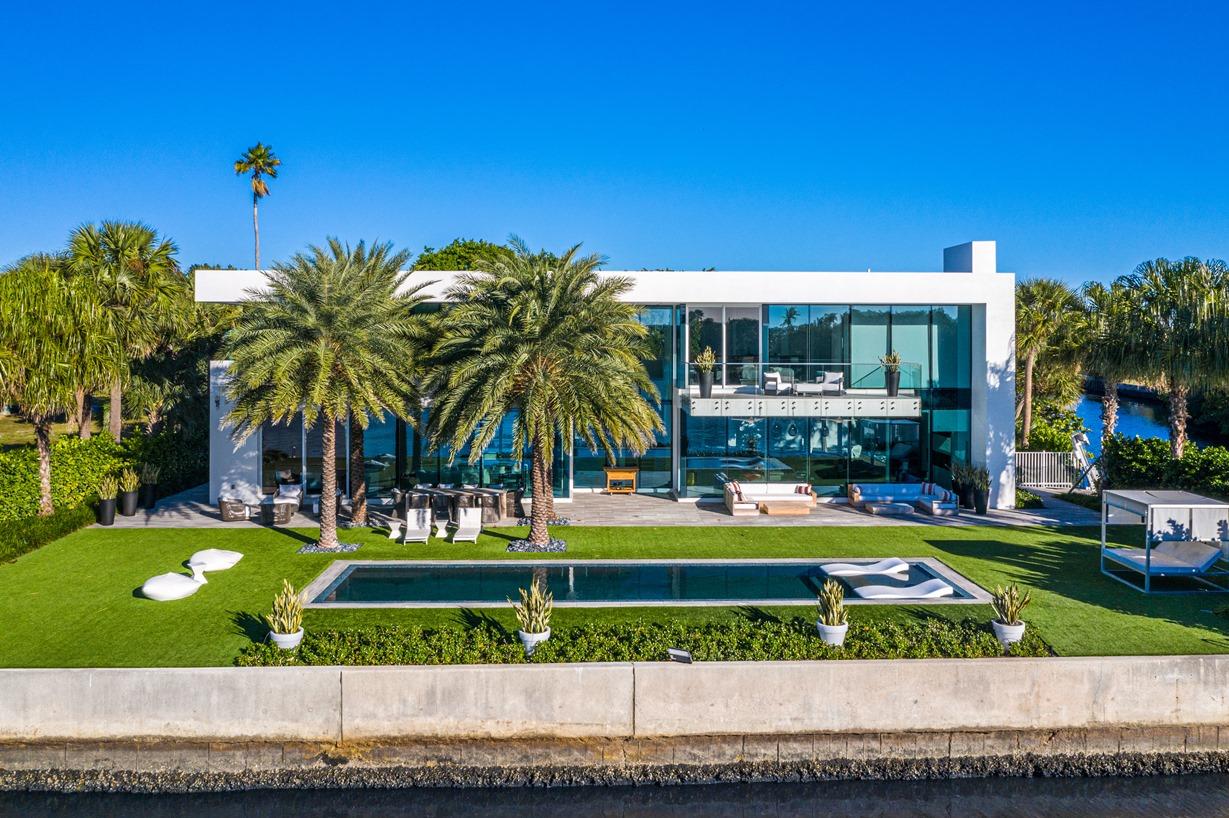 IBIS ISLE - Residential