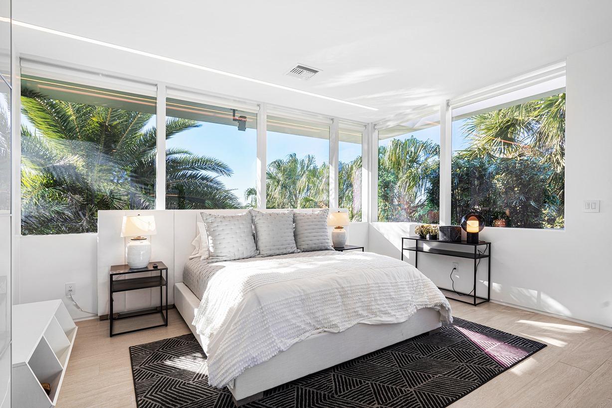 IBIS ISLE - Residential