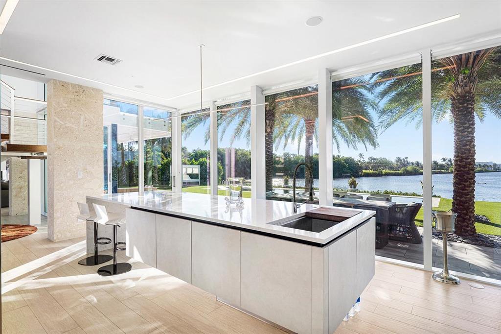 IBIS ISLE - Residential