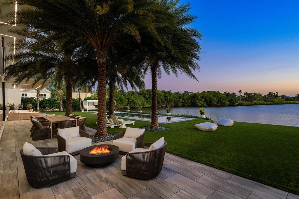 IBIS ISLE - Residential