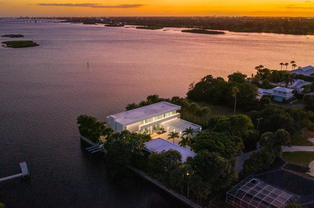 IBIS ISLE - Residential