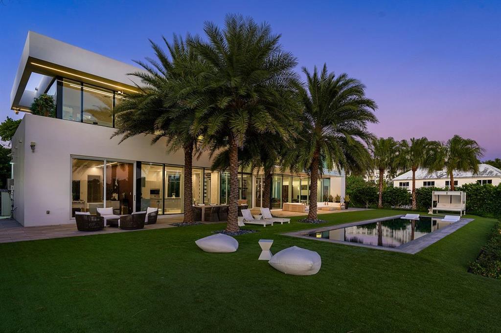 IBIS ISLE - Residential