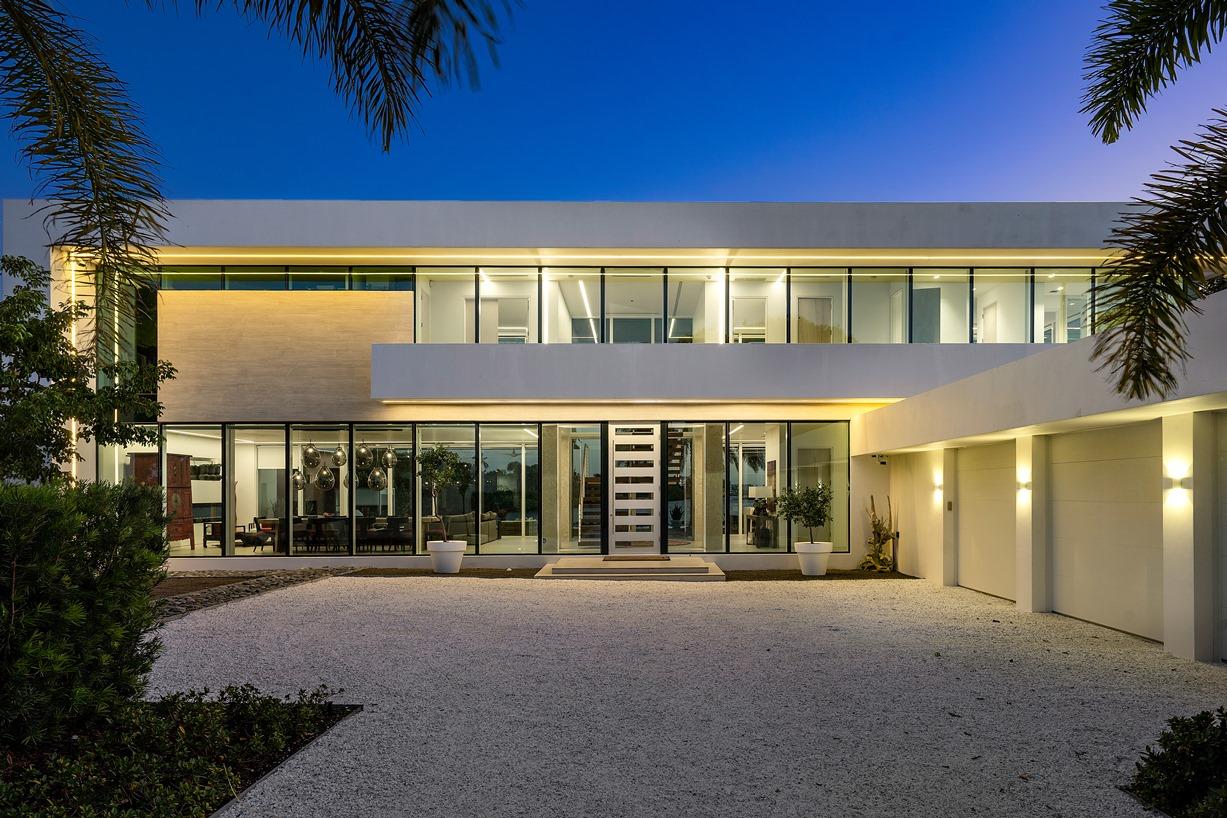 IBIS ISLE - Residential