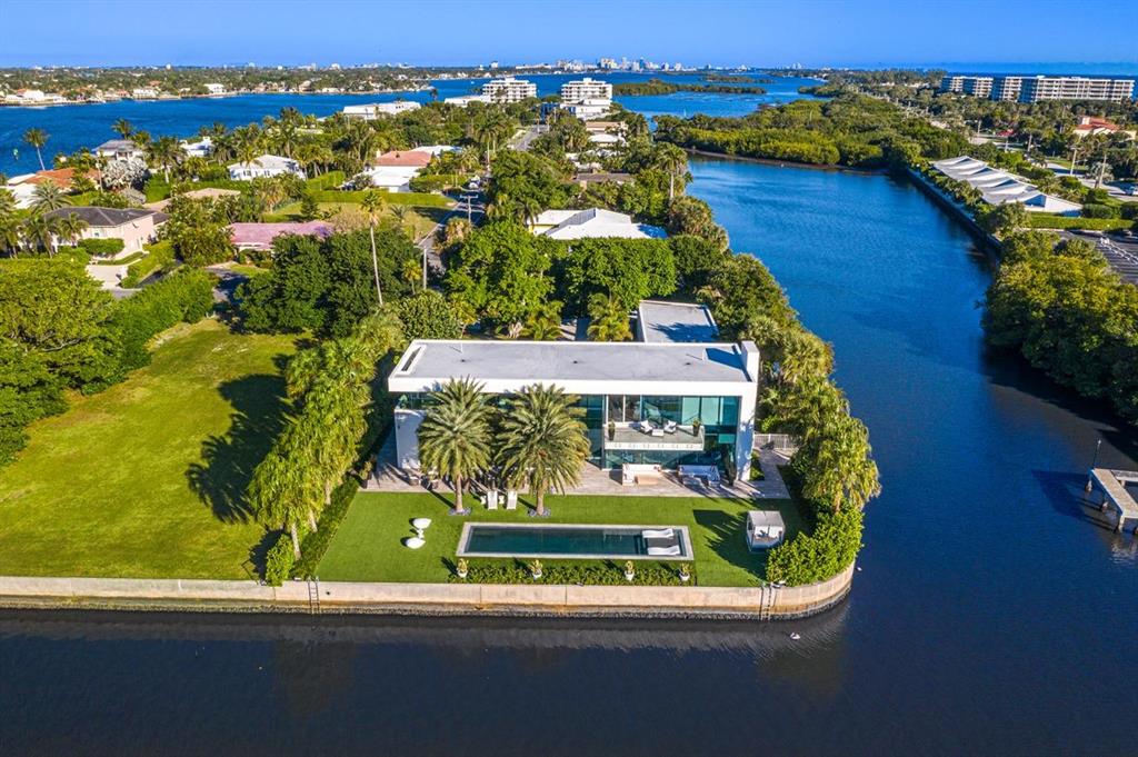 IBIS ISLE - Residential