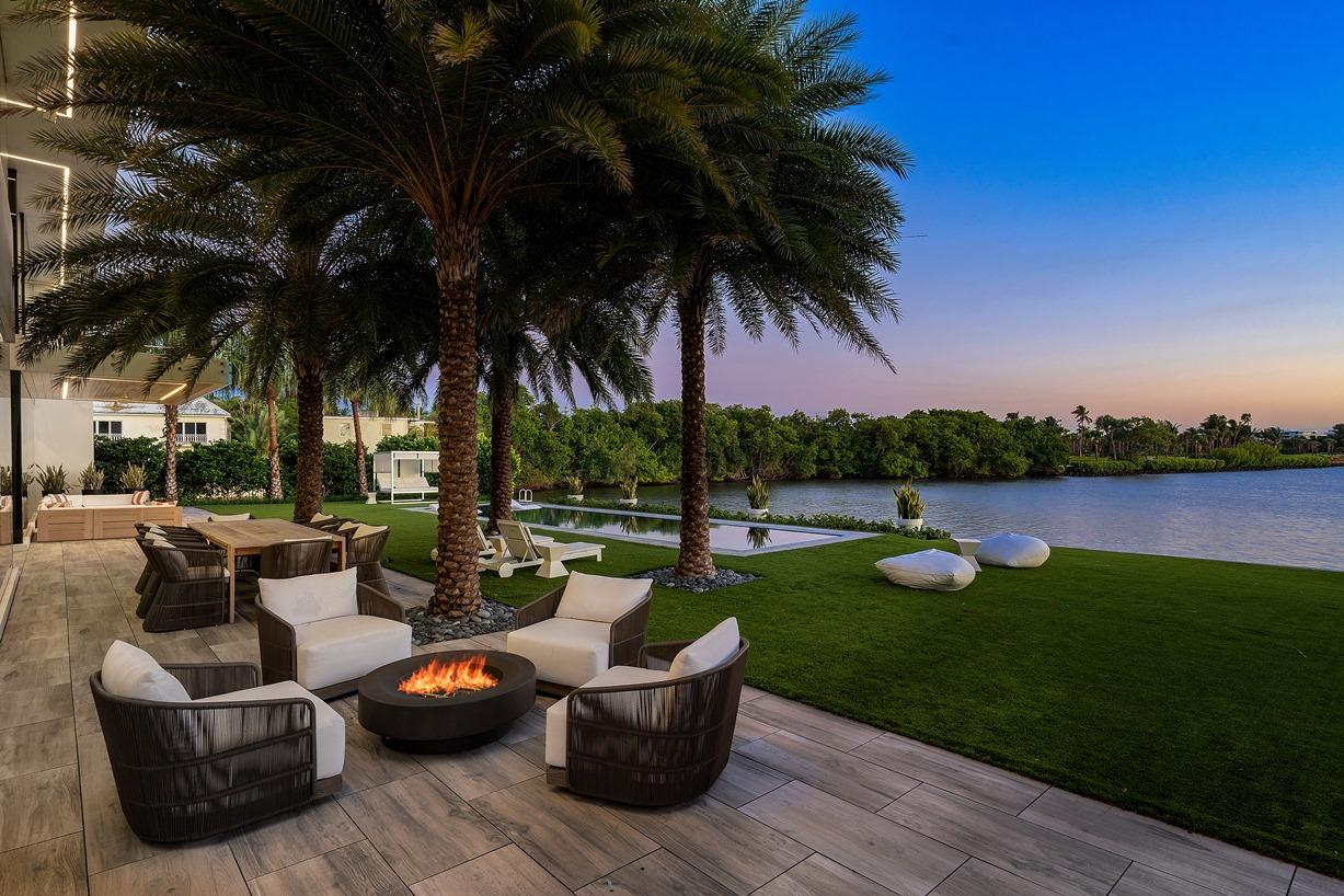 IBIS ISLE - Residential