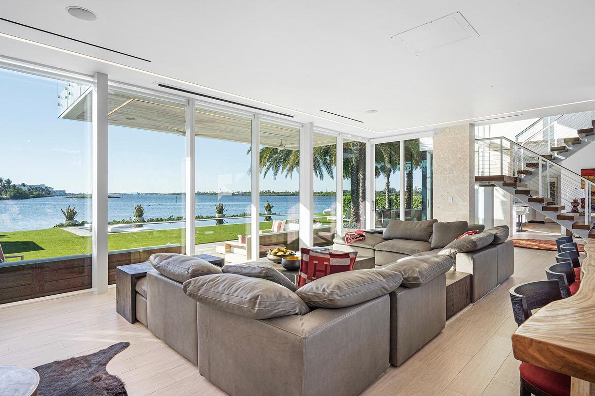 IBIS ISLE - Residential