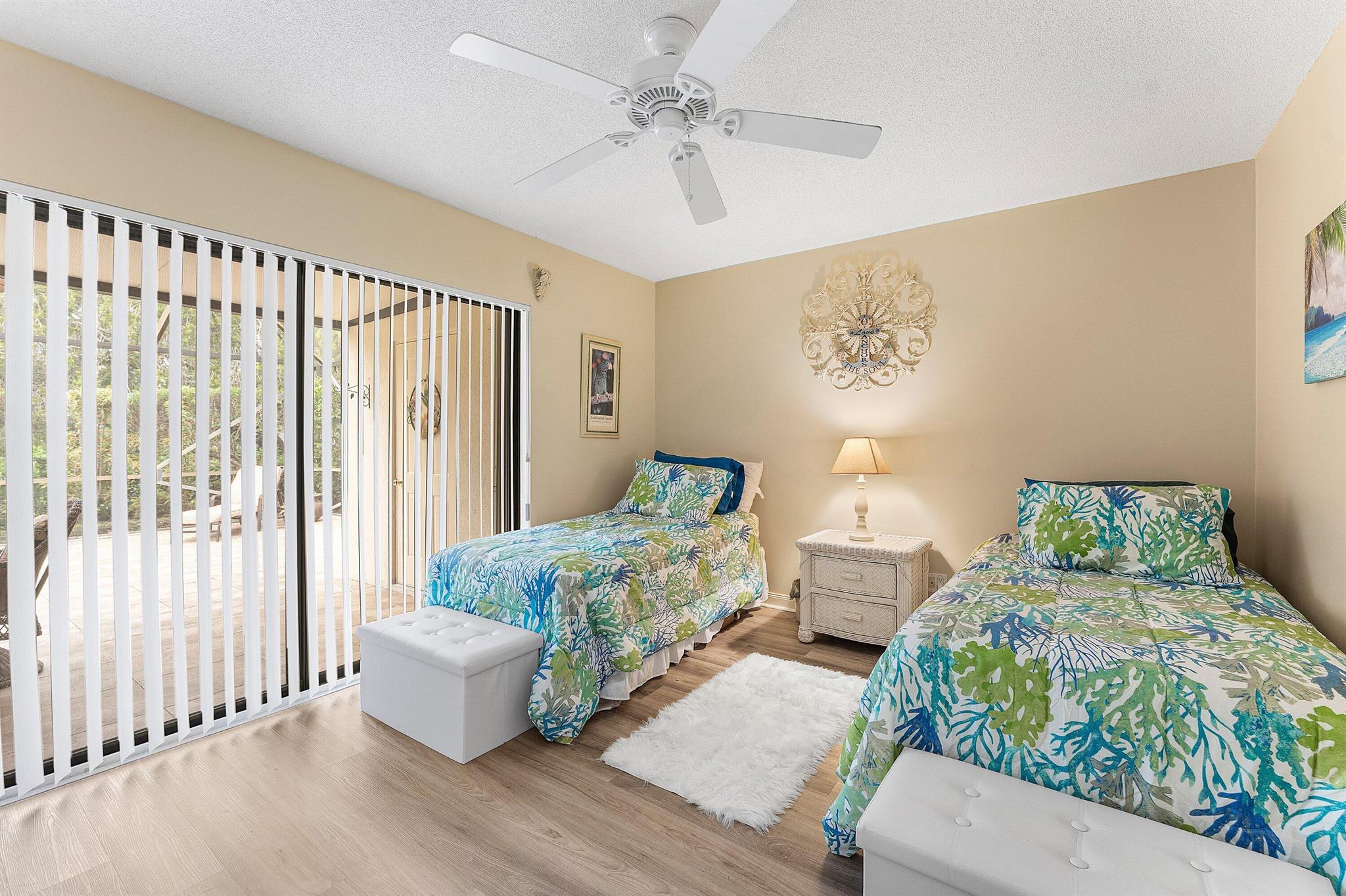 JEFFERSON CORNERS - Residential