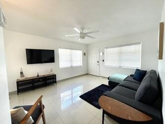 Poinciana Park 5-17 B - Residential Income