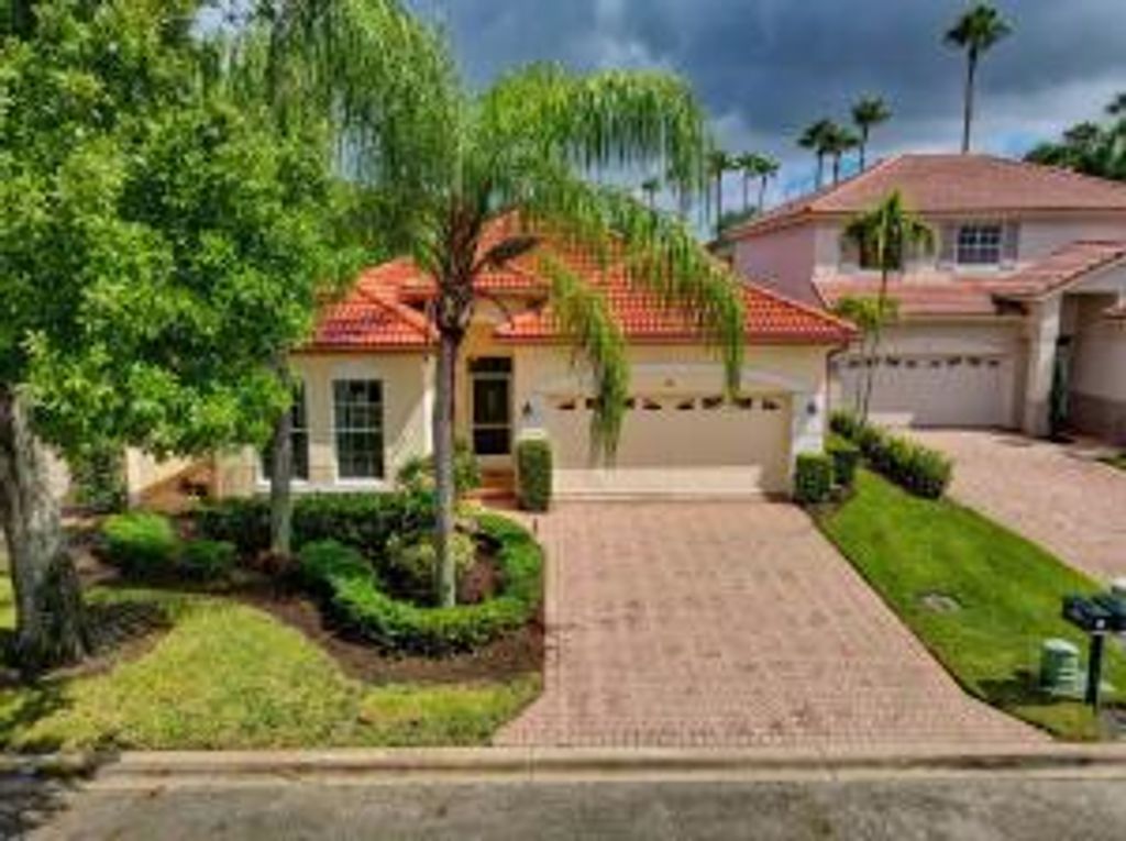 Photo of 38 Monterey Pointe Drive, Palm Beach Gardens, FL 33418 (MLS # R10741697)