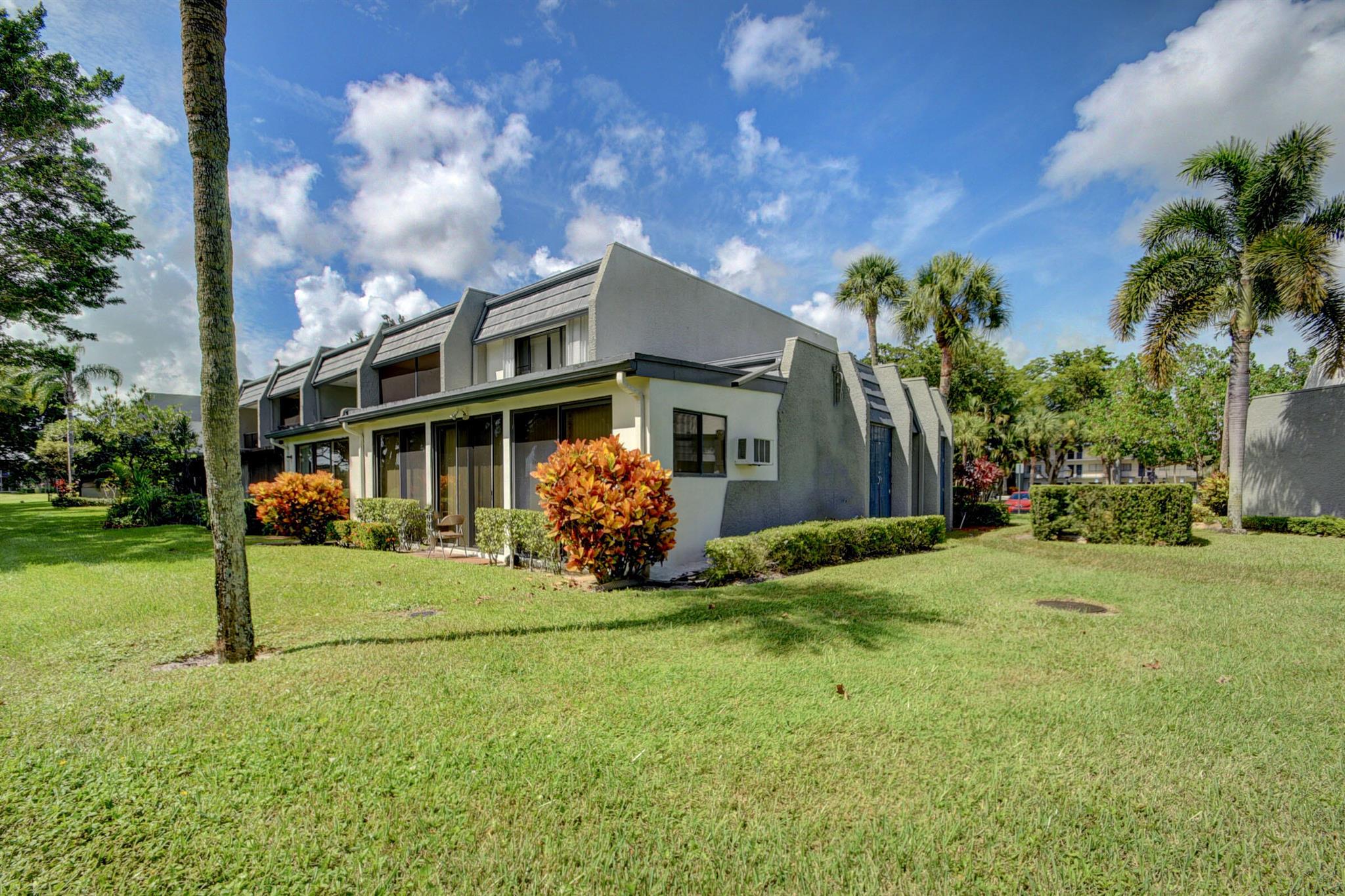 FOUNTAINS OF PALM BEACH C - Residential Lease