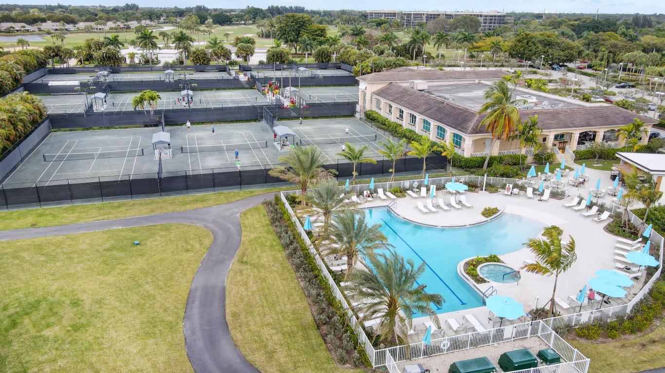 FOUNTAINS OF PALM BEACH CONDO 4 - Residential Lease