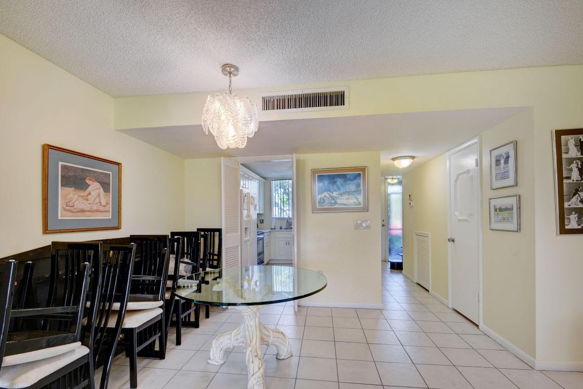 FOUNTAINS OF PALM BEACH CONDO 4 - Residential Lease