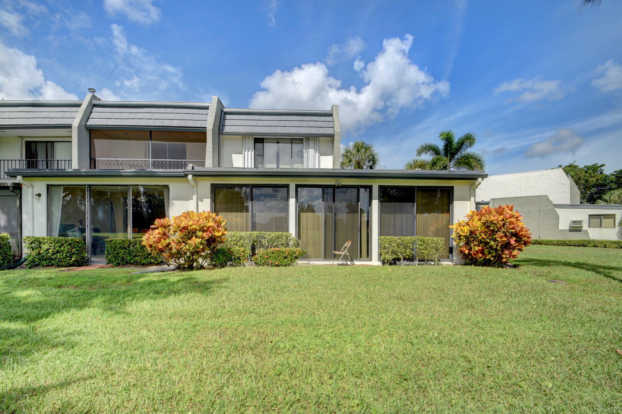 FOUNTAINS OF PALM BEACH C - Residential Lease