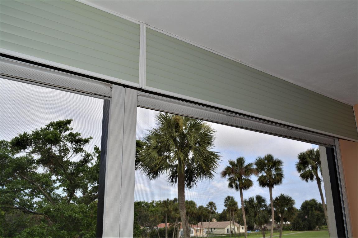 DEER CREEK COUNTRY CLUB ESTATES 1 CONDO - Residential