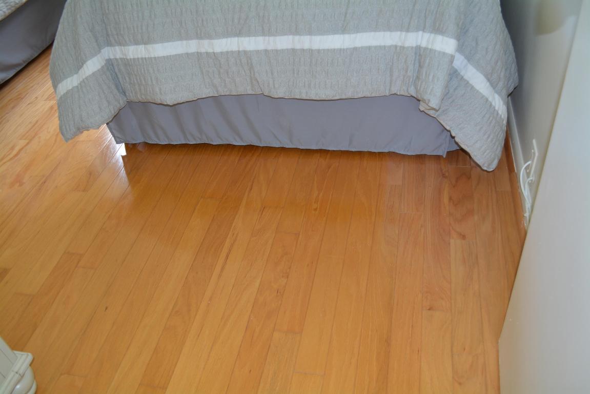 DEER CREEK COUNTRY CLUB ESTATES 1 CONDO - Residential