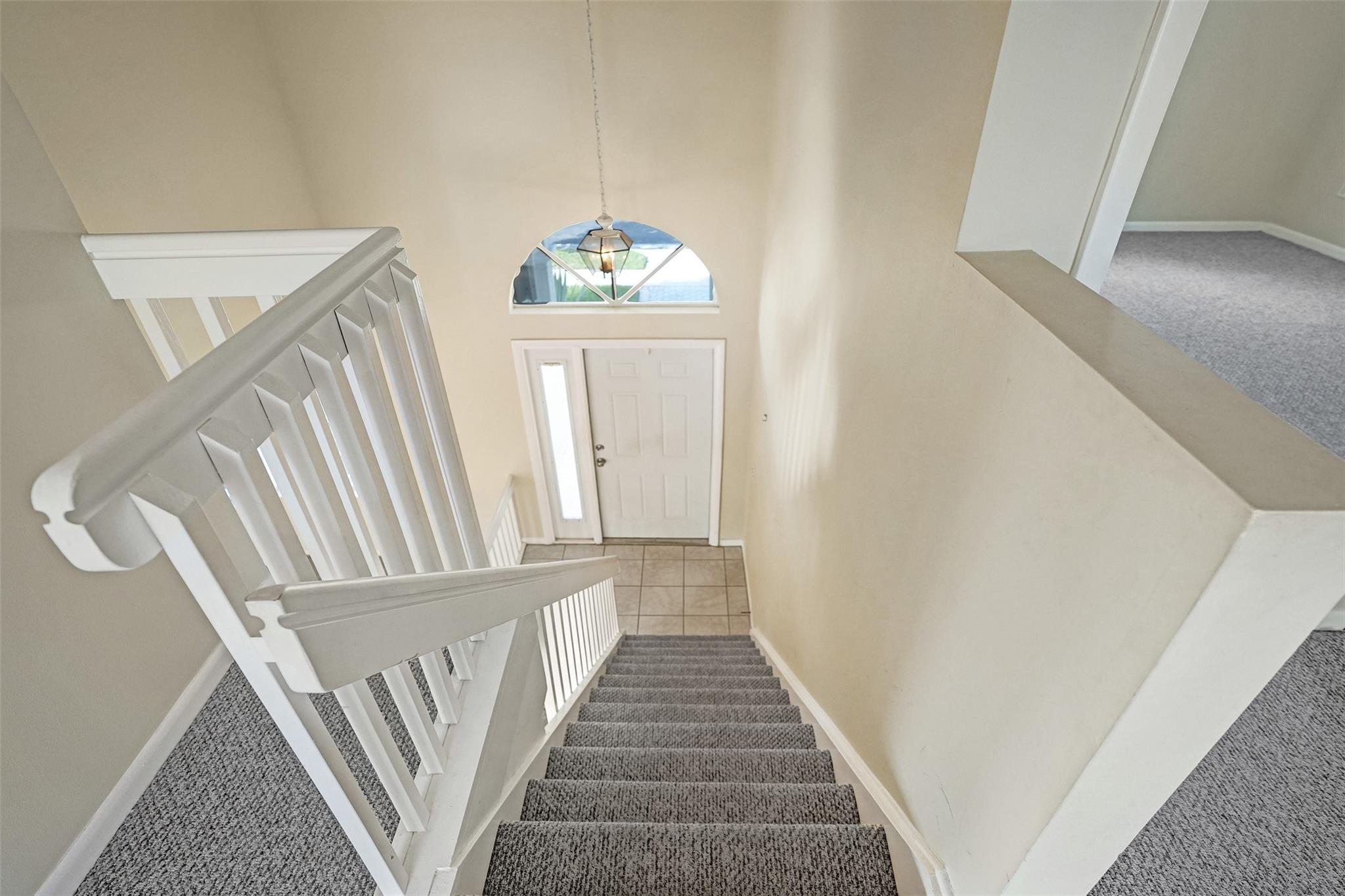 Towngate 156-11 B - Residential