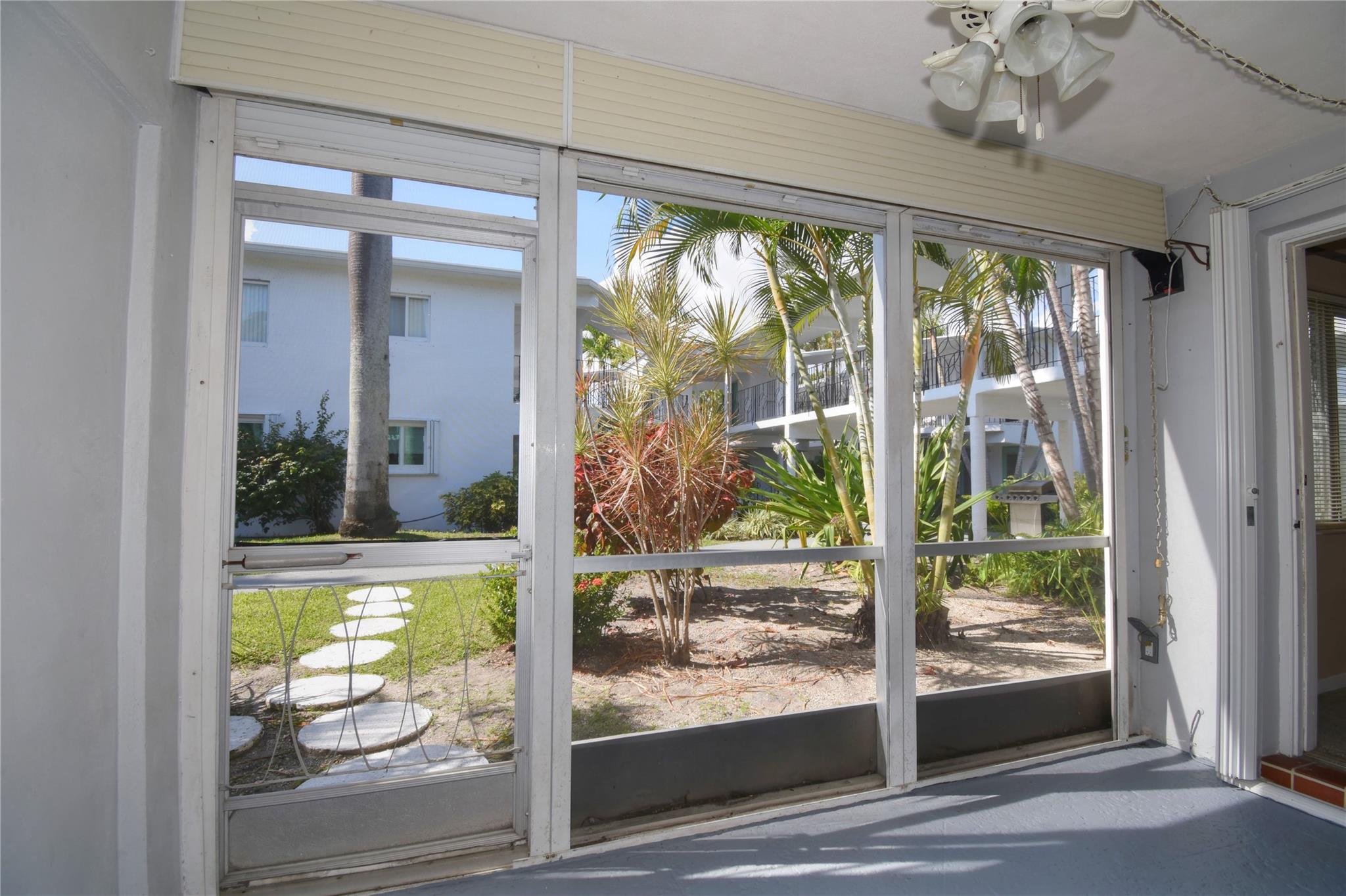 VENETIAN PARK COOP - Residential