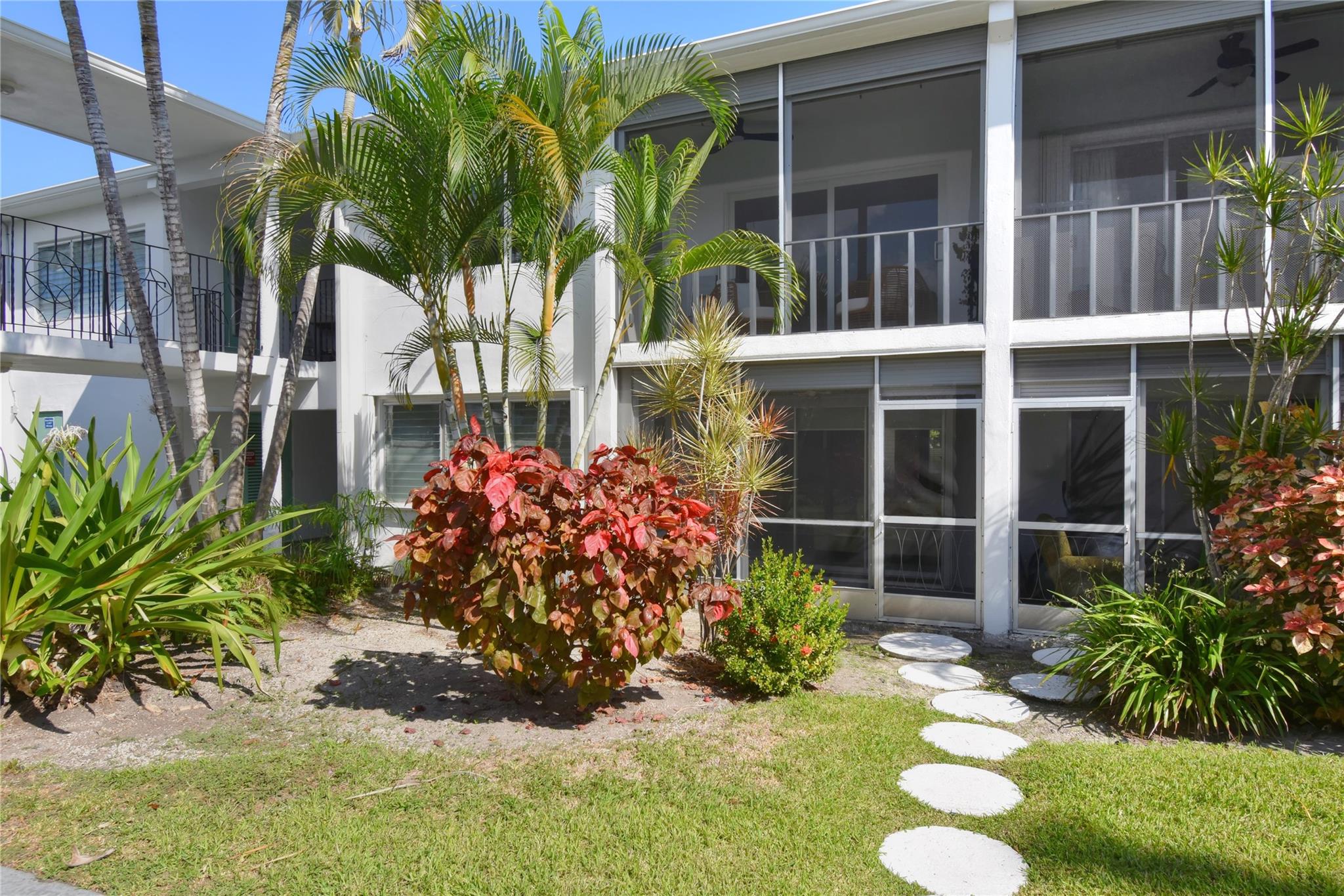 VENETIAN PARK COOP - Residential