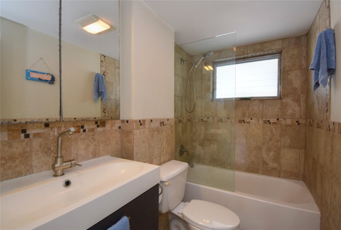 VENETIAN PARK COOP - Residential