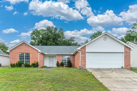 Photo of 4720 Whitewater Lane, Crestview, FL 32539 (MLS # R11136570) Photo of 4720 Whitewater Lane, Crestview, FL 32539 (MLS # R11136570)