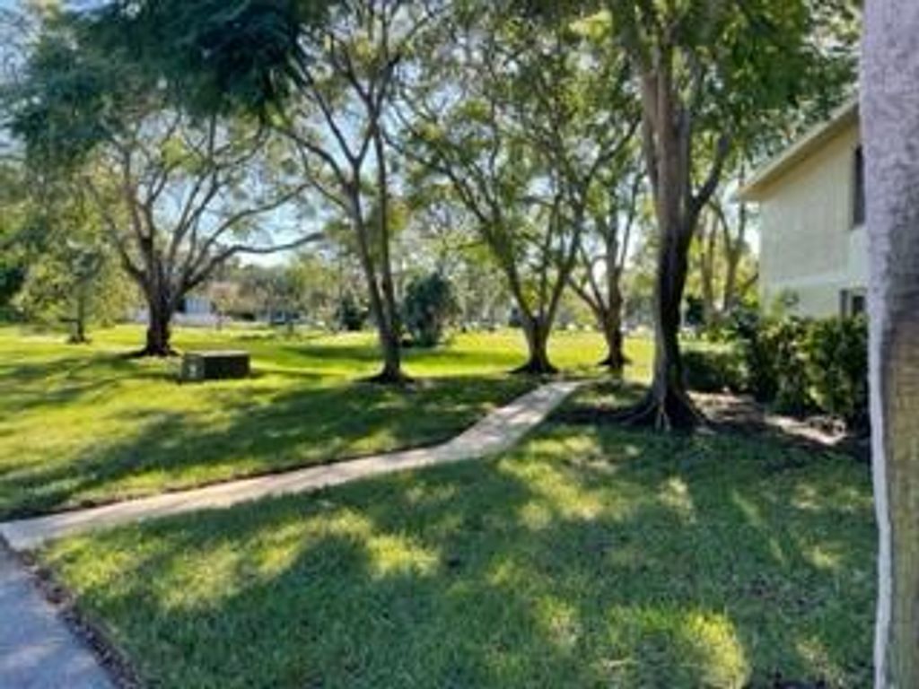 Photo of 6504 Chasewood Drive N #7c, Jupiter, FL 33458 (MLS # R11135533)