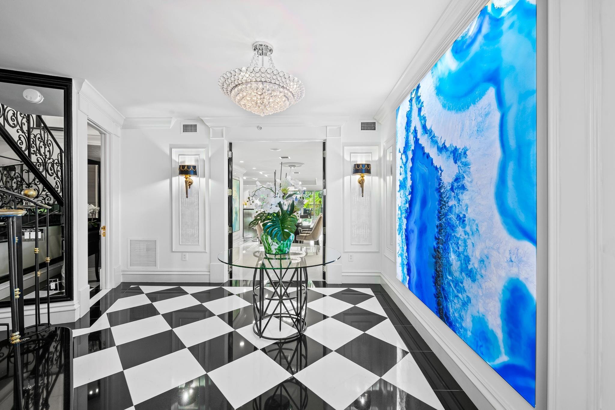 615 Bayshore Dr 103