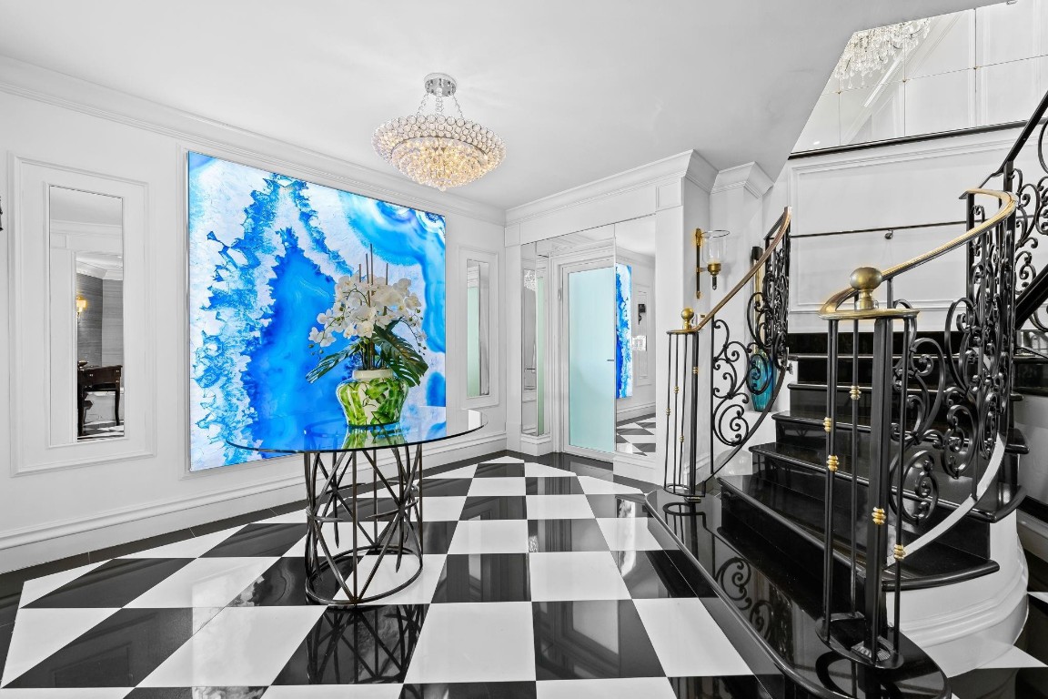 615 Bayshore Drive 103