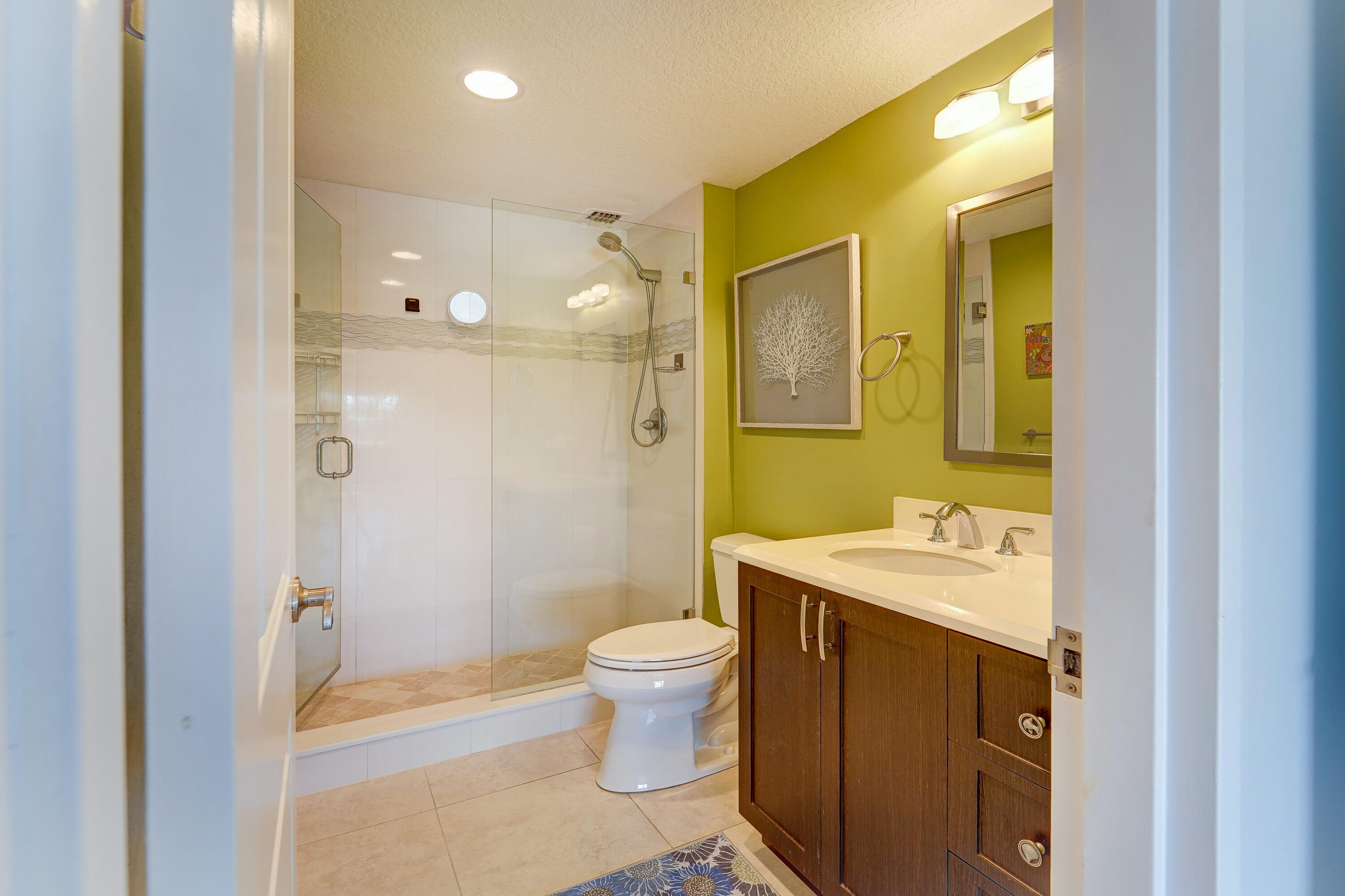 MARINE TOWER CONDO - Residential