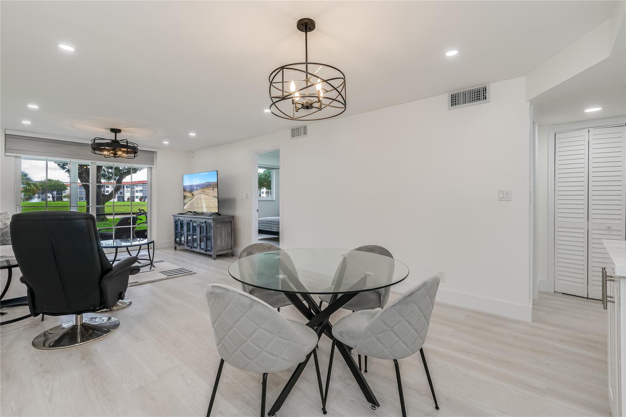 Hollybrook Golf & Tennis - Residential Lease