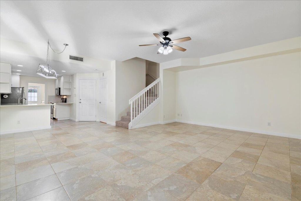 Photo of 3073 E Community Drive, Jupiter, FL 33458 (MLS # R11014577)