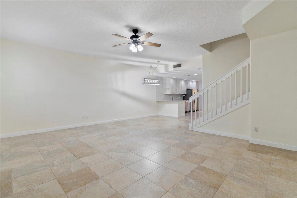 Photo of 3073 E Community Drive, Jupiter, FL 33458 (MLS # R11014577)