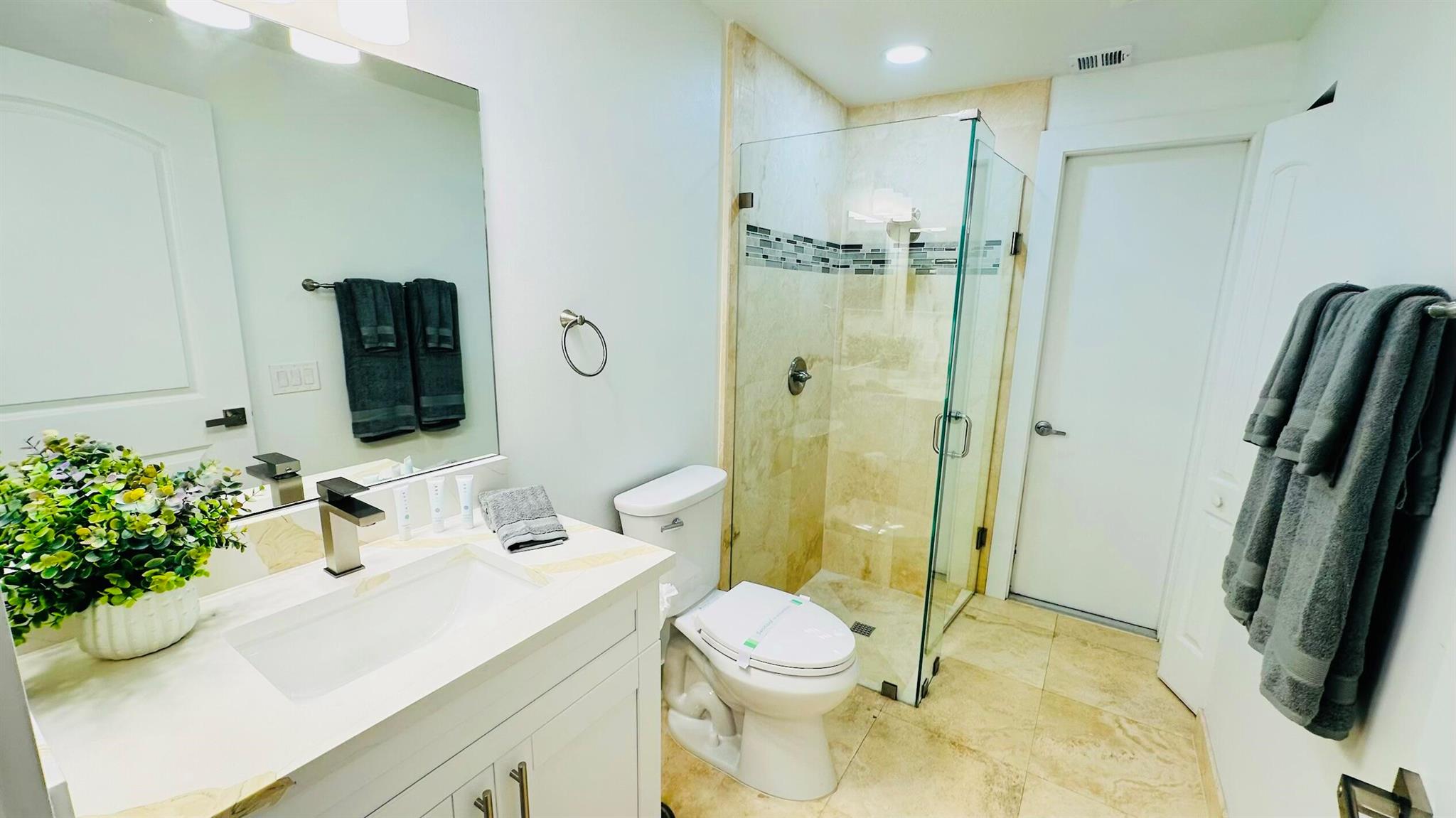 SUGAR POND MANOR OF WELLI - Residential Lease