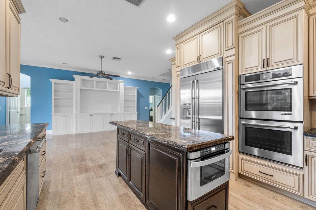 Photo of 257 N Spoonbill Lane, Jupiter, FL 33458 (MLS # R11056865)